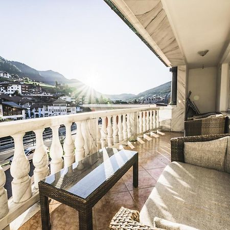 Apartments Villa Venezia Luxury Urtijëi Dış mekan fotoğraf